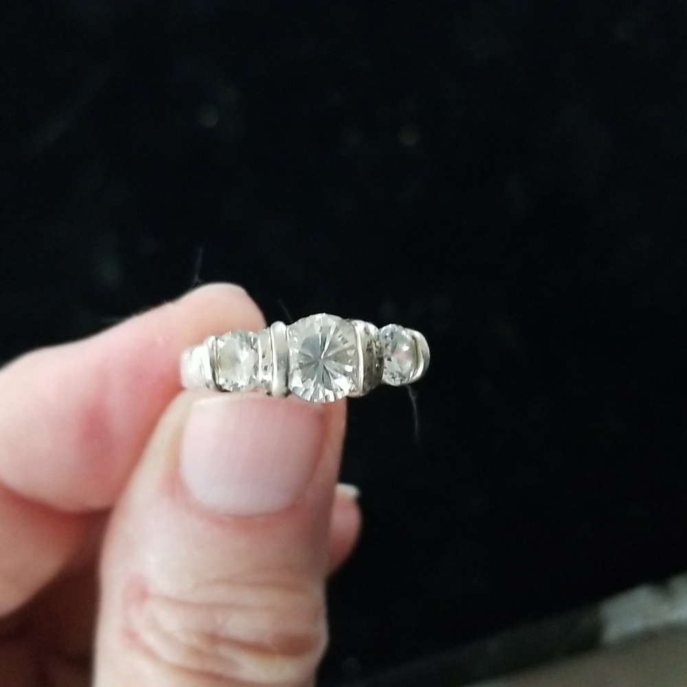 Ring - Picture 3 of 3